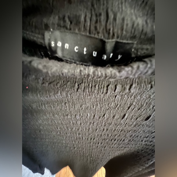 NWOT Sanctuary Mock Neck Long Sleeve Top - Picture 4 of 5